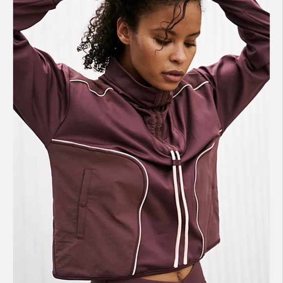 ISO Free People Movement Act Fast Warmth Layer Pullover - Picture 3 of 4